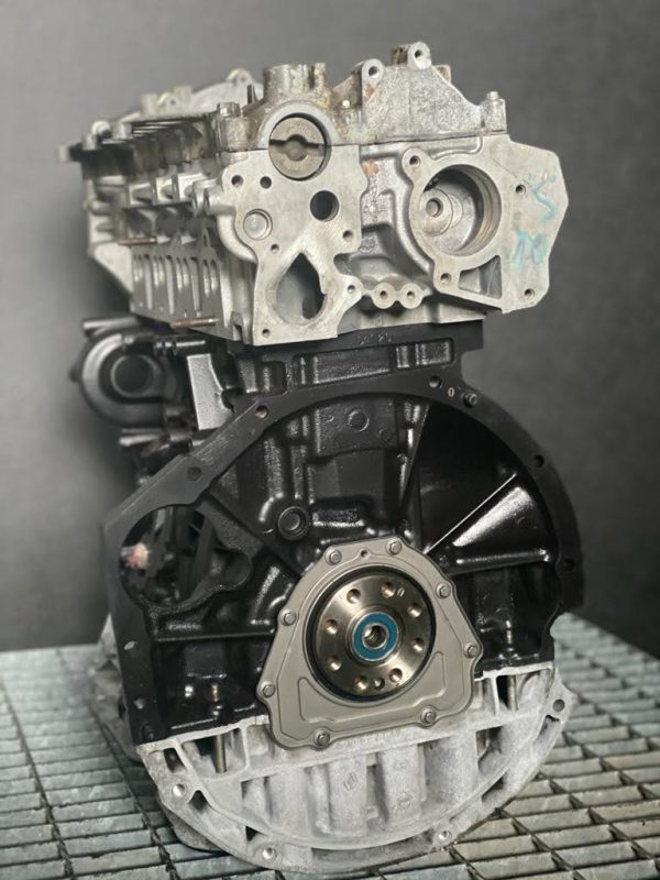 Repasovaný motor Nissan X-trail T31 2.0dci bok1