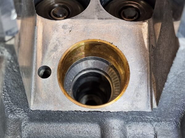 Repasovaná hlava motora Volkswagen 1.4 tdi