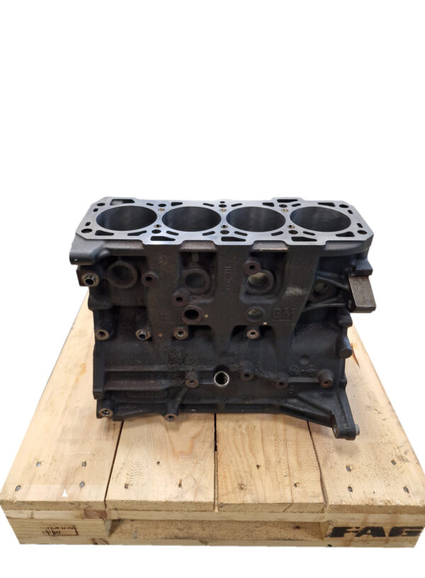 Repasovaný holý blok motora Opel 2.0 cdti
